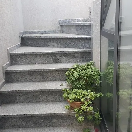 아파트먼트 코랄