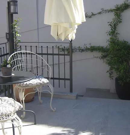 아파트먼트 코랄 *